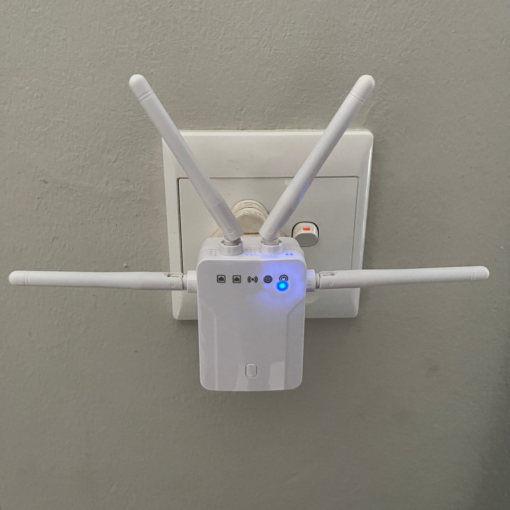 Wi-Fi Extender – Boost Your Home Signal Instantly